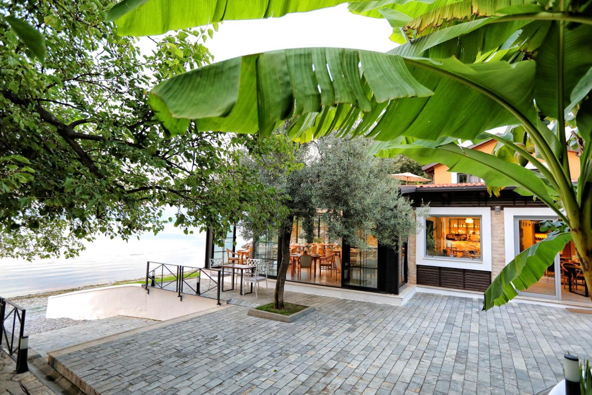 Hotel Labiatan Zogaji Exteriör bild